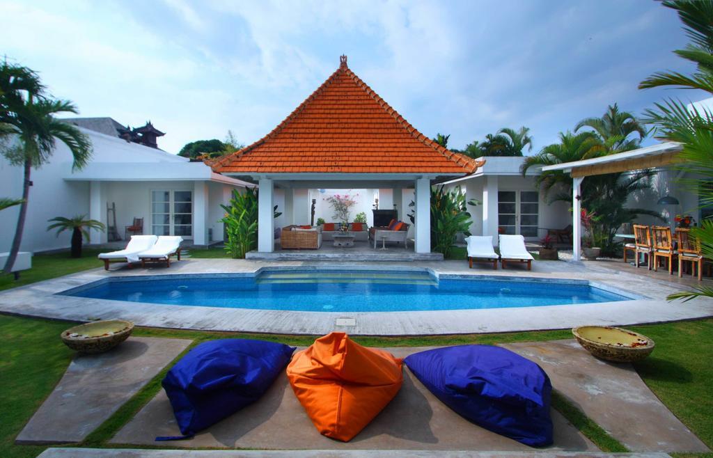 Villa Mutiara Putih By Optimum Bali Villas Seminyak  Room photo